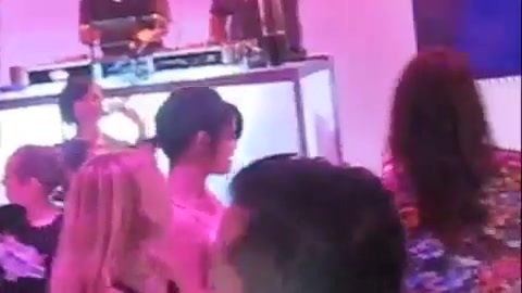 Selena Gomez Dances To Katy Perry! 418 Selena Gomez Dances To Katy Perry! 418