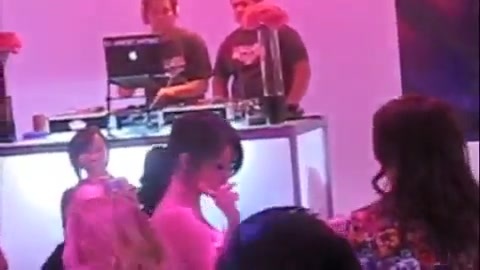 Selena Gomez Dances To Katy Perry! 435