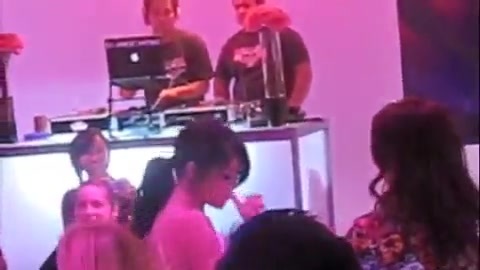 Selena Gomez Dances To Katy Perry! 436