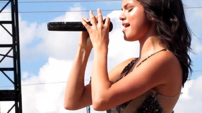 Selena Gomez _You Belong With Me_ Cover Indianapolis 8_15_10 056 - Selena Gomez _You Belong With Me_ Cover Indianapolis