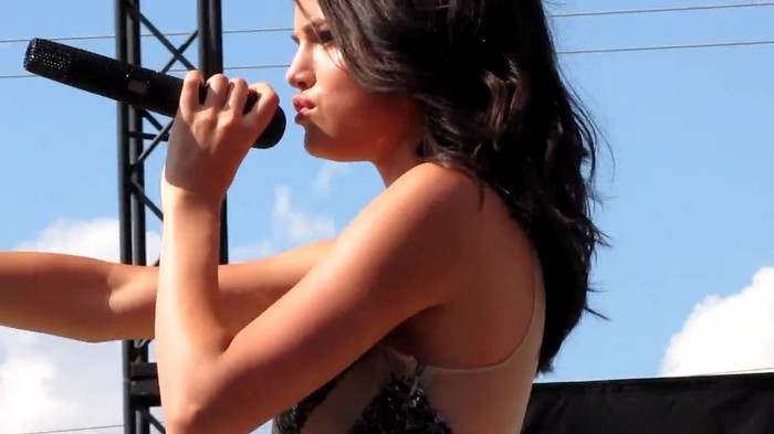 Selena Gomez _You Belong With Me_ Cover Indianapolis 8_15_10 061 - Selena Gomez _You Belong With Me_ Cover Indianapolis