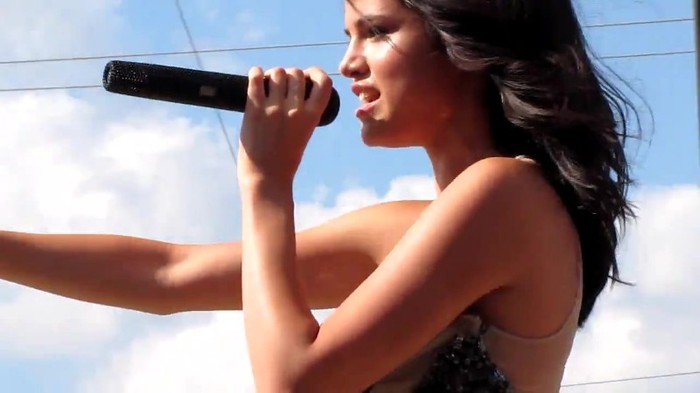 Selena Gomez _You Belong With Me_ Cover Indianapolis 8_15_10 062 - Selena Gomez _You Belong With Me_ Cover Indianapolis