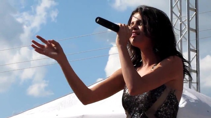 Selena Gomez _You Belong With Me_ Cover Indianapolis 8_15_10 072 - Selena Gomez _You Belong With Me_ Cover Indianapolis