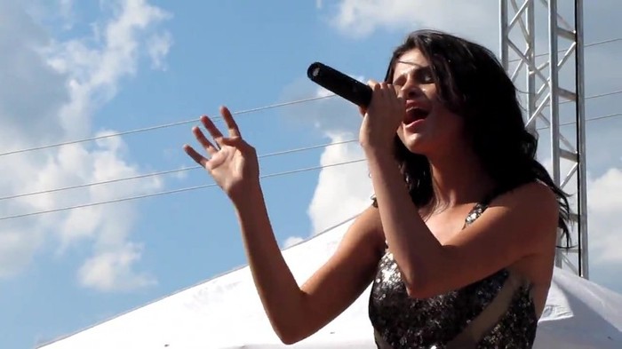 Selena Gomez _You Belong With Me_ Cover Indianapolis 8_15_10 073 - Selena Gomez _You Belong With Me_ Cover Indianapolis