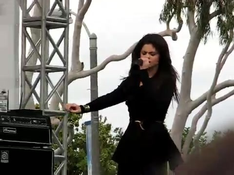 Selena Gomez & the Scene - Naturally Microsoft Store South Coast Plaza 080
