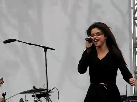 Selena Gomez & the Scene - Naturally Microsoft Store South Coast Plaza 122 - Selena Gomez and the Scene - Naturally Microsoft Store South Coast Plaza