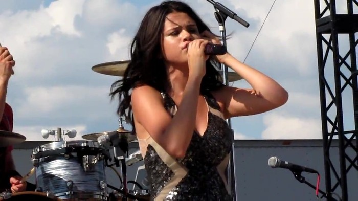 Selena Gomez _You Belong With Me_ Cover Indianapolis 8_15_10 106 - Selena Gomez _You Belong With Me_ Cover Indianapolis