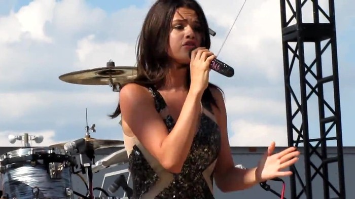 Selena Gomez _You Belong With Me_ Cover Indianapolis 8_15_10 111 - Selena Gomez _You Belong With Me_ Cover Indianapolis