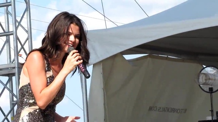 Selena Gomez _You Belong With Me_ Cover Indianapolis 8_15_10 133 - Selena Gomez _You Belong With Me_ Cover Indianapolis