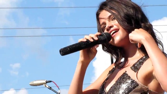 Selena Gomez _You Belong With Me_ Cover Indianapolis 8_15_10 141 - Selena Gomez _You Belong With Me_ Cover Indianapolis