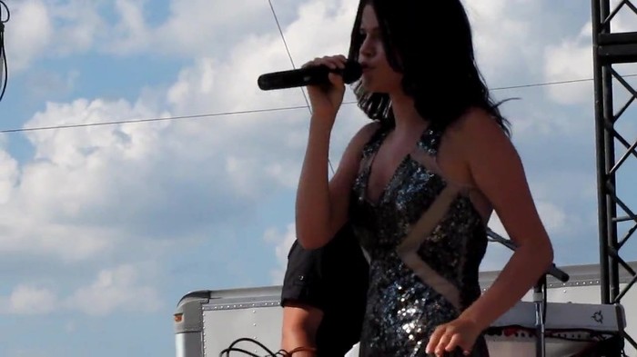 Selena Gomez _You Belong With Me_ Cover Indianapolis 8_15_10 160