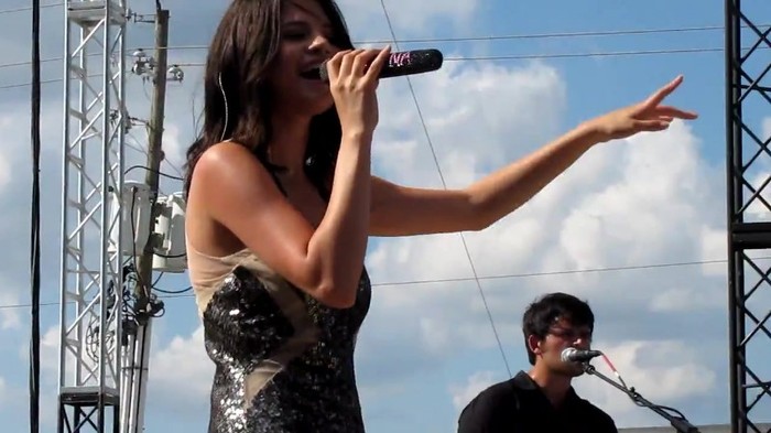 Selena Gomez _You Belong With Me_ Cover Indianapolis 8_15_10 193 - Selena Gomez _You Belong With Me_ Cover Indianapolis