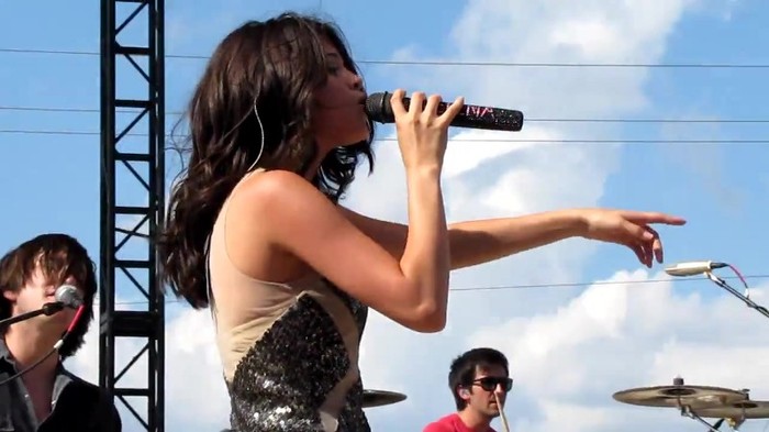 Selena Gomez _You Belong With Me_ Cover Indianapolis 8_15_10 197