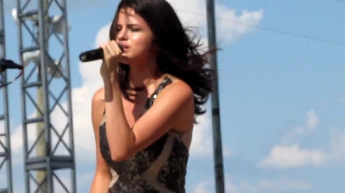Selena Gomez _You Belong With Me_ Cover Indianapolis 8_15_10 240 - Selena Gomez _You Belong With Me_ Cover Indianapolis