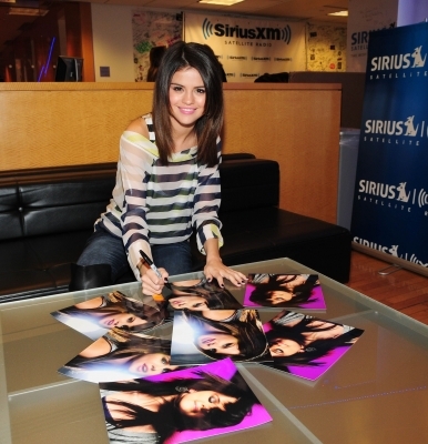 normal_017 - Promoting her new music video Who Says at SiriusXM Radio in NYC