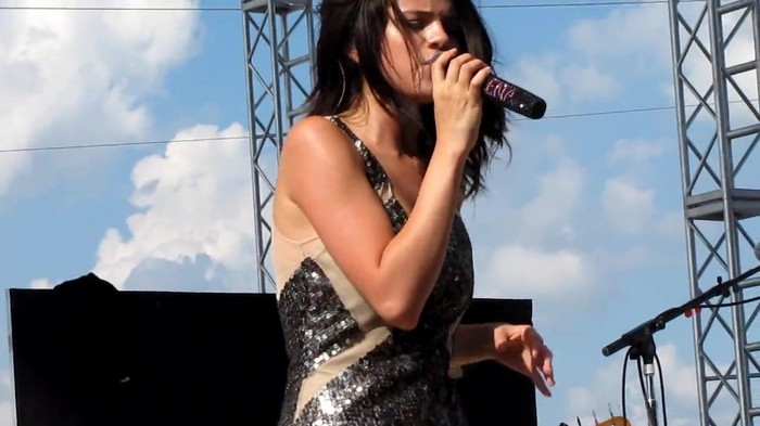 Selena Gomez _You Belong With Me_ Cover Indianapolis 8_15_10 382 - Selena Gomez _You Belong With Me_ Cover Indianapolis