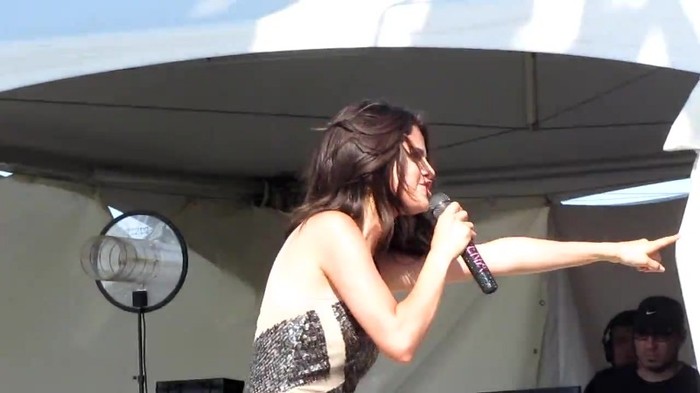 Selena Gomez _You Belong With Me_ Cover Indianapolis 8_15_10 433