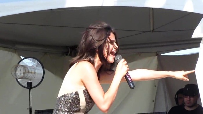 Selena Gomez _You Belong With Me_ Cover Indianapolis 8_15_10 434