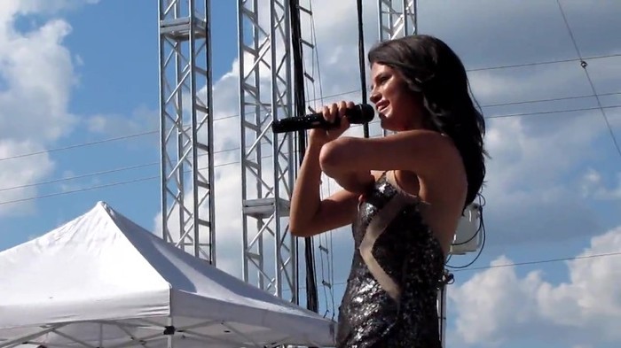 Selena Gomez _You Belong With Me_ Cover Indianapolis 8_15_10 454