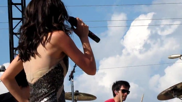 Selena Gomez _You Belong With Me_ Cover Indianapolis 8_15_10 460