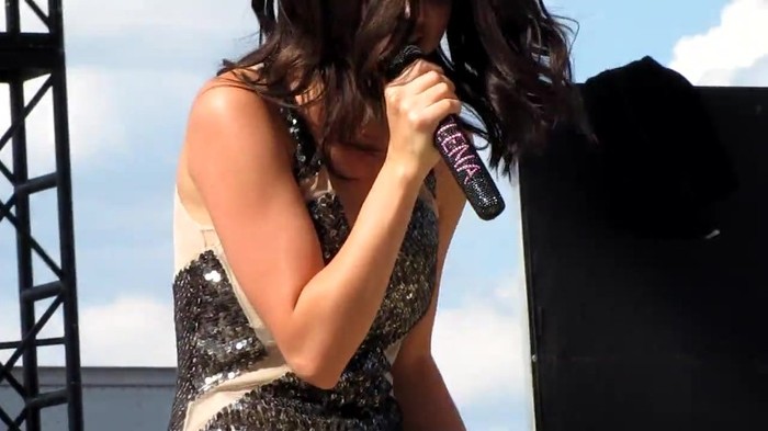 Selena Gomez _You Belong With Me_ Cover Indianapolis 8_15_10 475