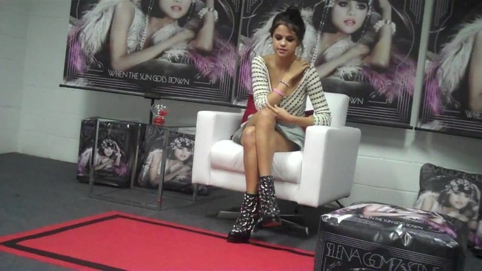 Entrevista coletiva Selena Gomez no Brasil! 094 - Entrevista coletiva Selena Gomez no Brasil