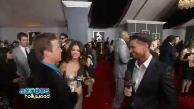 Pauly D Interviewing Selena Gomez 010 - Pauly D Interviewing Selena Gomez