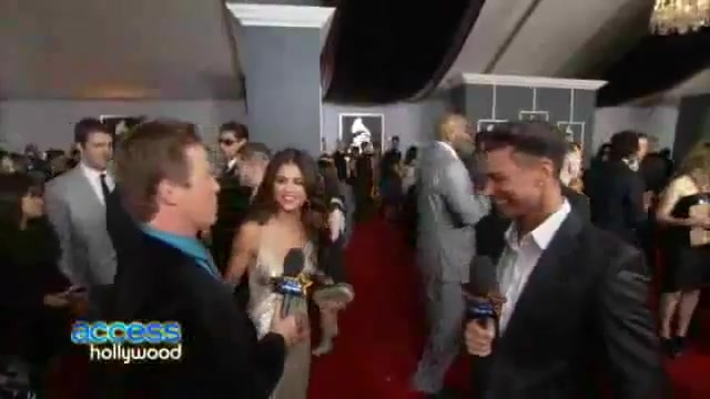 Pauly D Interviewing Selena Gomez 011 - Pauly D Interviewing Selena Gomez