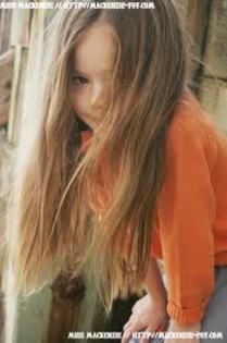 imagesCAO3NU4L - mackenzie foy