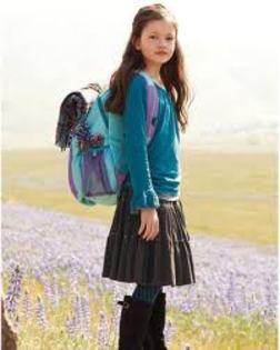 imagesCATAE3CO - mackenzie foy