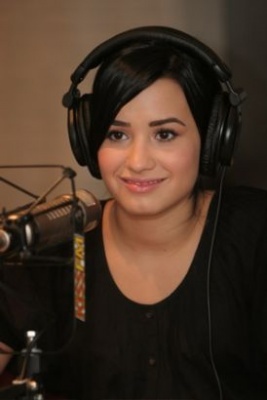 Demi (5) - Demitzu - 14 07 2009 - Kiss FM interview