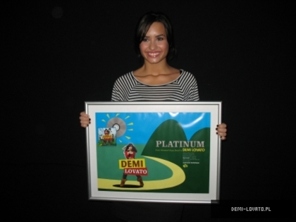 Demi (2) - Demitzu - 23 05 2009 - Recieves a Disco De Platino for Camp Rock in Rio De Janeiro Brasil