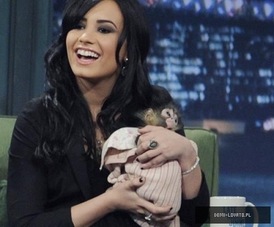 Demi - Demitzu - 23 07 2009 - Late Night With Jimmy Fallon