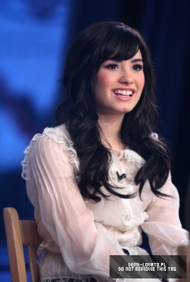 Demi (10) - Demitzu - 29 01 2009 - Good Morning America