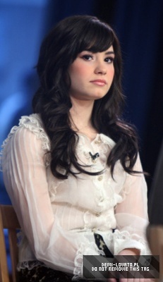 Demi (13) - Demitzu - 29 01 2009 - Good Morning America