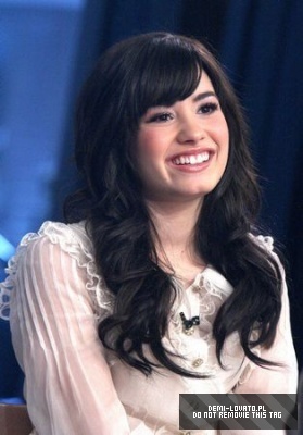 Demi (17) - Demitzu - 29 01 2009 - Good Morning America