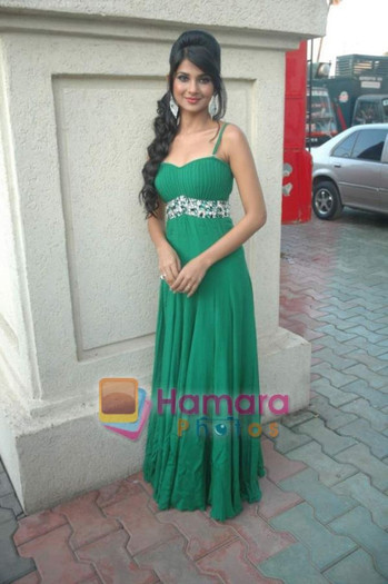 Jennifer Winget in Love [18]