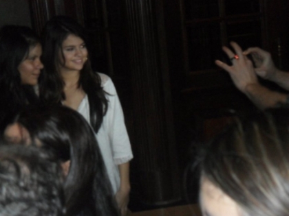 normal_opRPV - 31 January - Meeting fans at Ritz Hotel in Chile