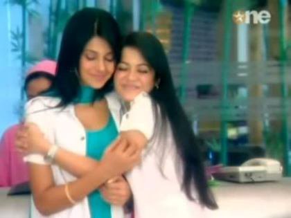 216674_107206342710598_100002636989048_42540_5979469_n - Shweta Gulati