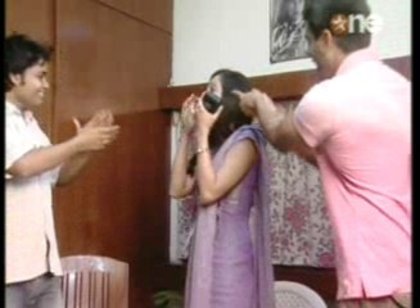 50 - DILL MILL GAYYE Karan Make Bakra Of Shilpa - KaSh Scene Caps