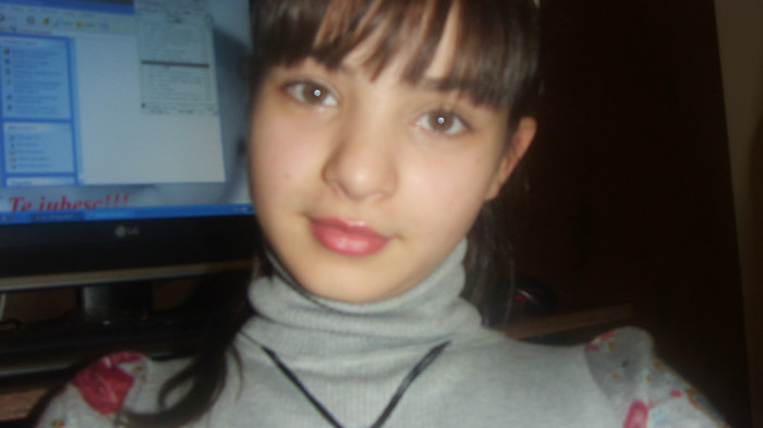 S73F0437 - Dina la 16 ani