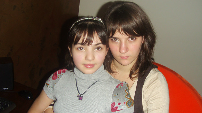 S73F0525 - Dina la 16 ani