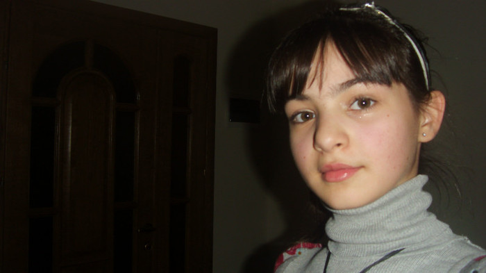 S73F0545 - Dina la 16 ani