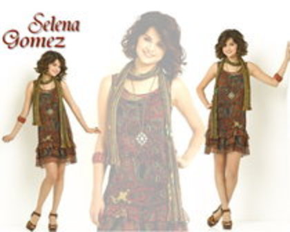 14 - 0 Selena Wallpaper
