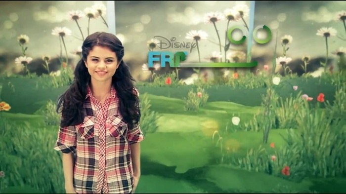 Selena Gomez - Friends For Change 012 - Selena Gomez - Friends For Change