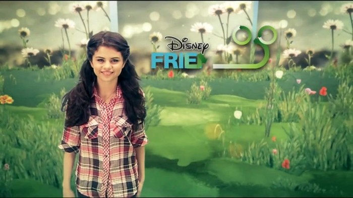 Selena Gomez - Friends For Change 014