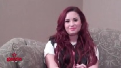 Demi (68) - Demilush - Send A Message To Paraguay Lovatics Part oo1