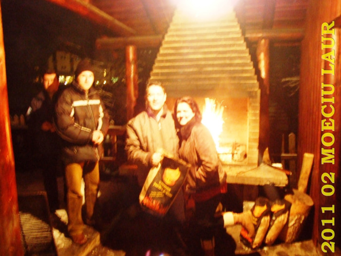 2011-02 MOECIU LAUR 066