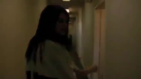 Selena Gomez - Falling Down - Behind The Scene. (HD) 047