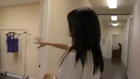 Selena Gomez - Falling Down - Behind The Scene. (HD) 075 Selena Gomez - Falling Down - Behind The Scene. (HD) 075